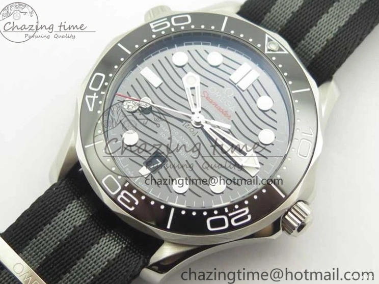 0113 2018 Seamaster Diver 300M VSF Best Edition Black Ceramic Dial on Black Gray Nato Strap A Unique 8057